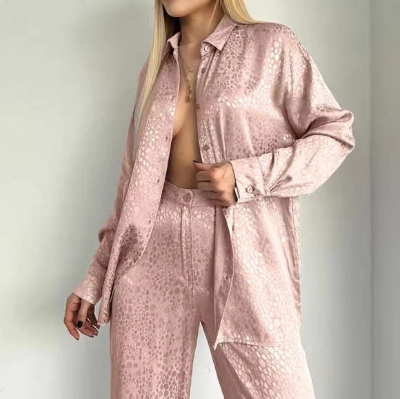 Elegant Loose Straight Pants Outfits - Picture 3 of 7